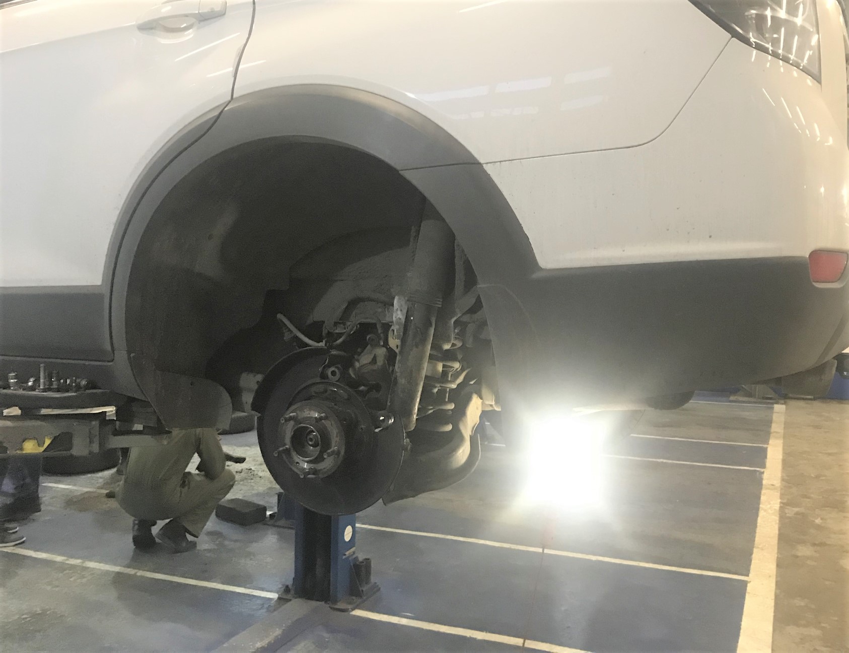 каптива на подъемнике