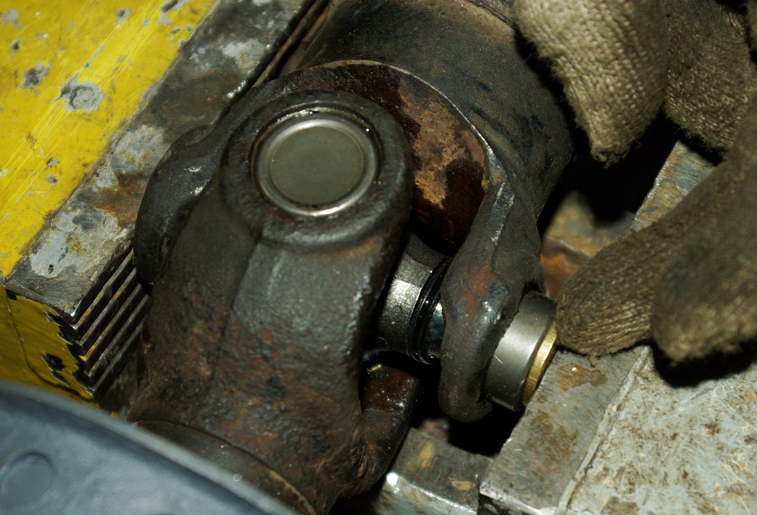 замена крестовины кардана на Каптиве