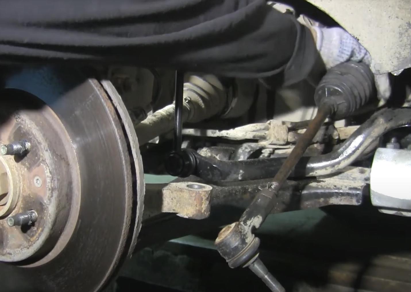 демонтаж рулевых тяг