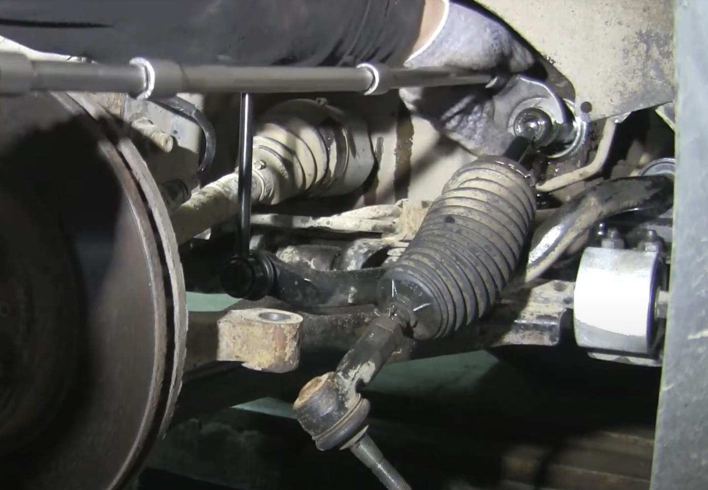 снятие рулевой тяги на каптива