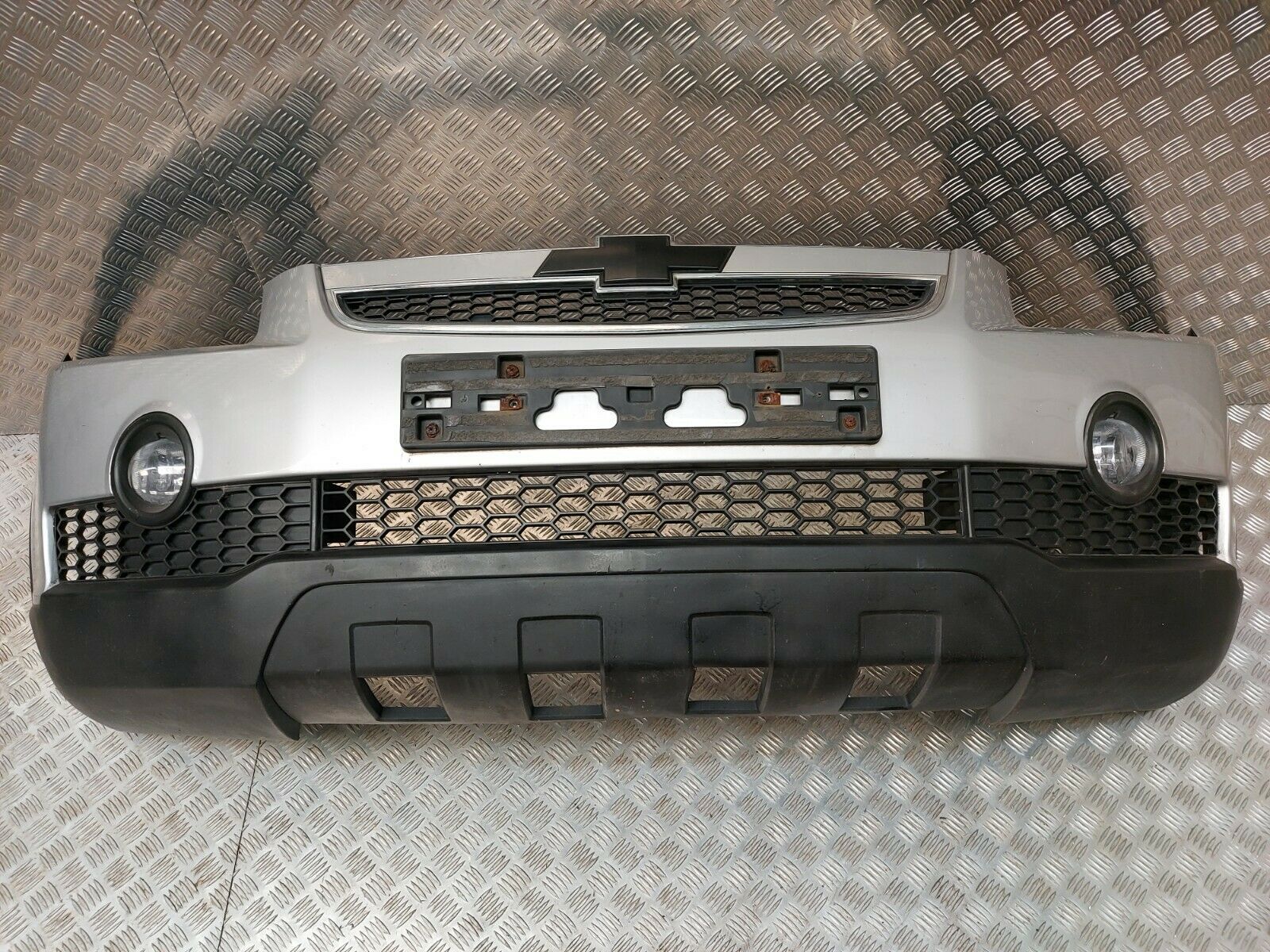 отремонтированный бампер Шевроле