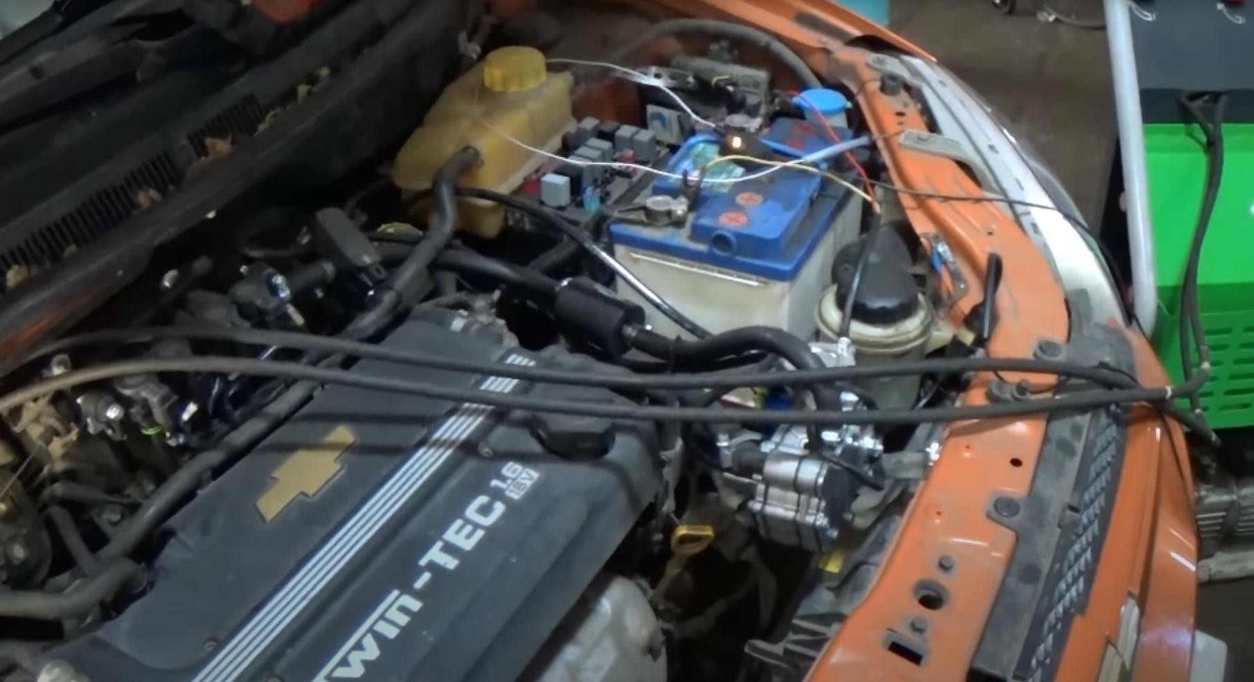 Заправка кондиционера Шевроле Авео