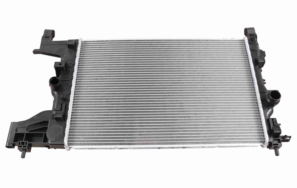 Новый радиатор охлаждения двигателя