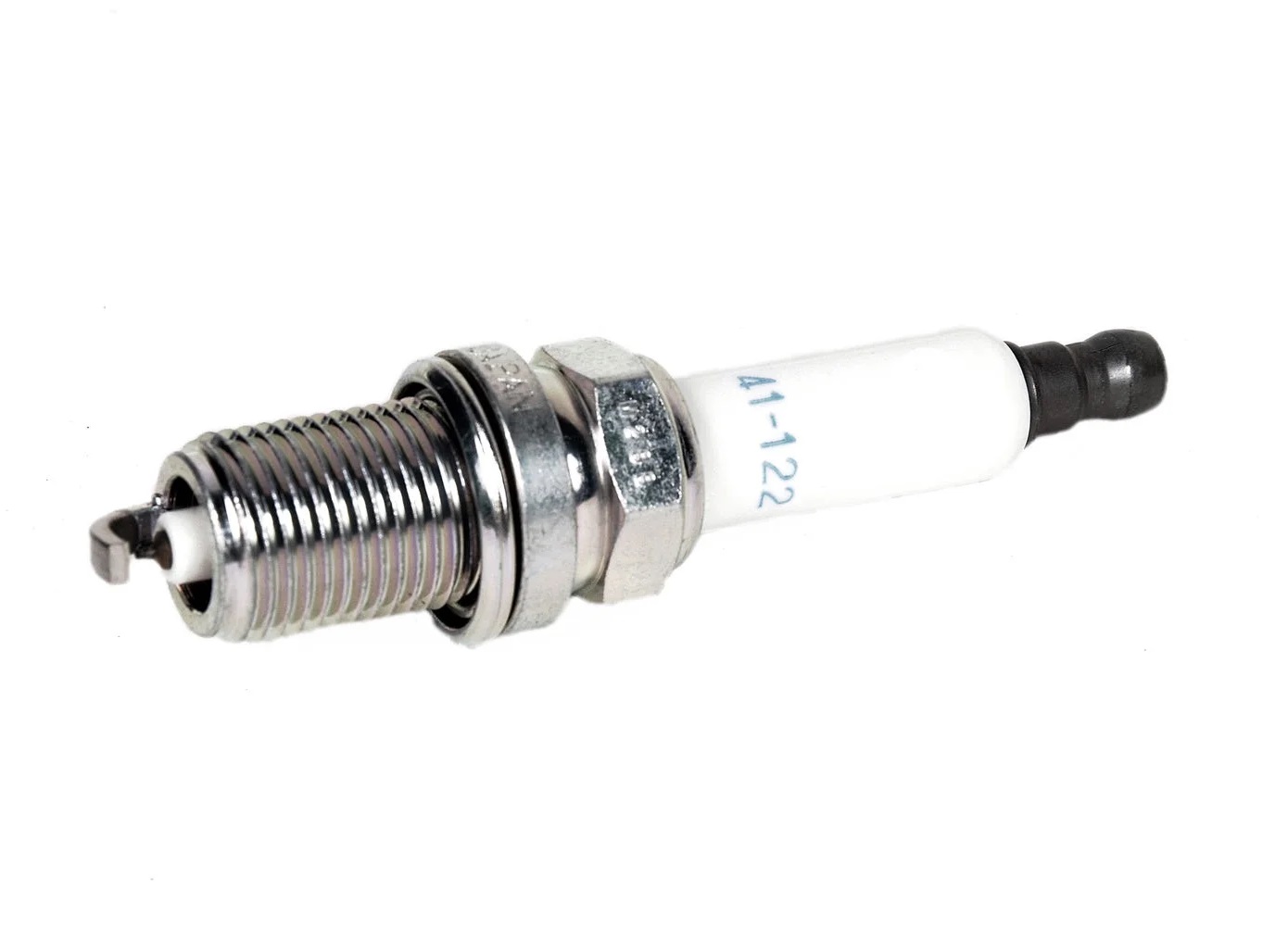 Новая свеча зажигания