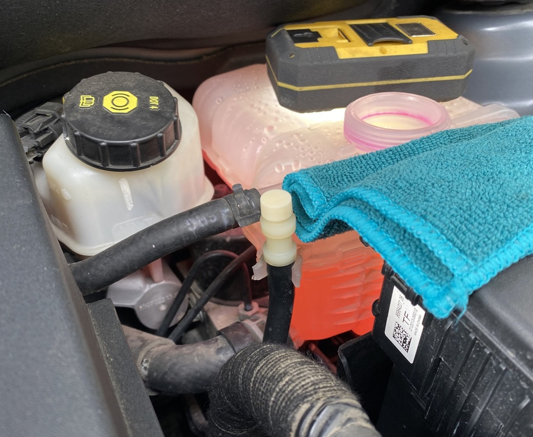 Замена охлаждающей жидкости Шевроле Орландо