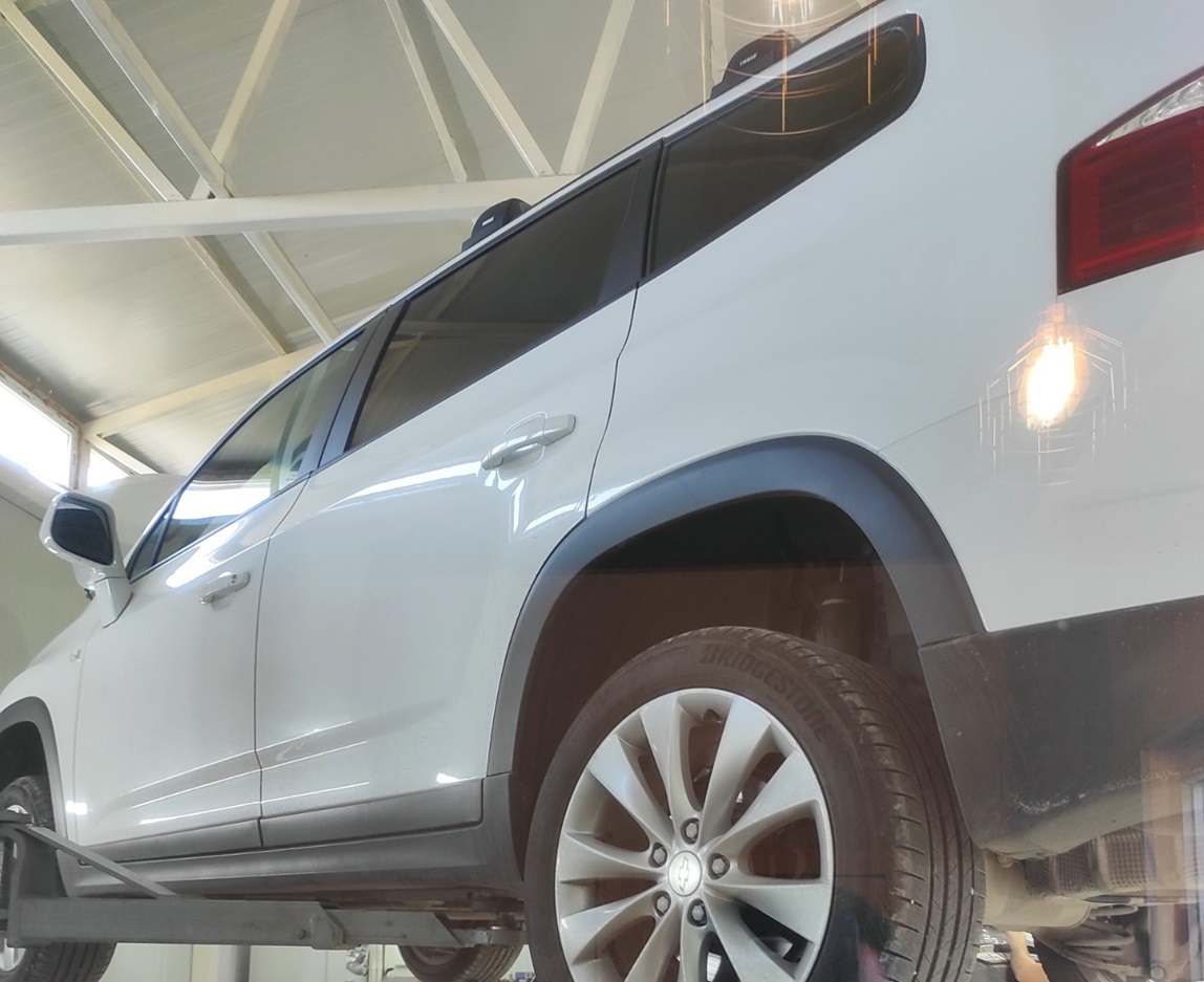 Шевроле Орландо в техцентре на замене заднего сальника коленчатого вала