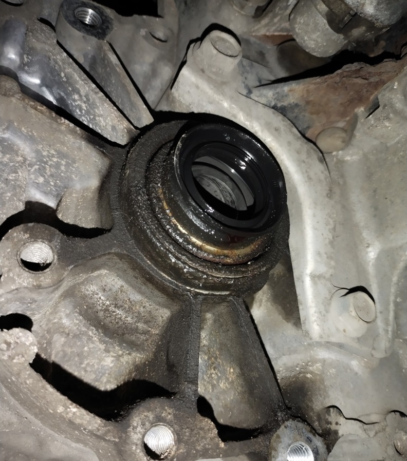 Замена сальника АКПП Шевроле Орландо