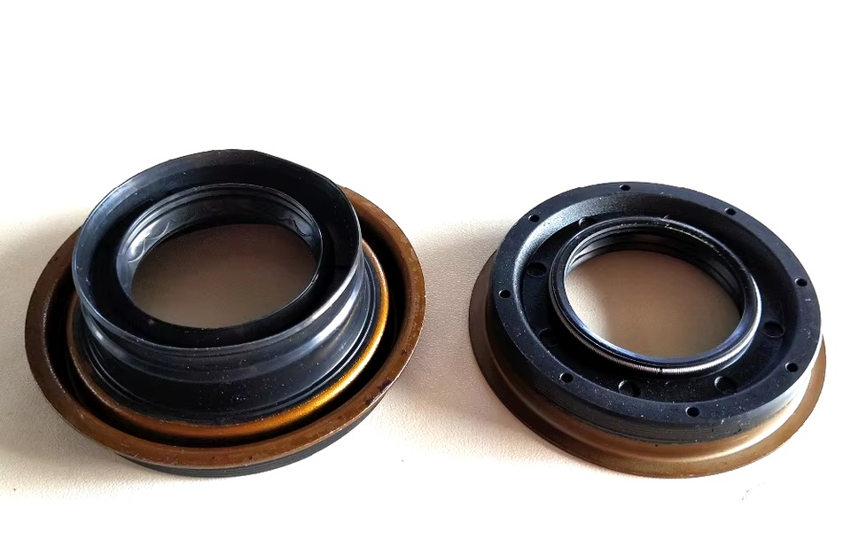 Комплект сальников коробки