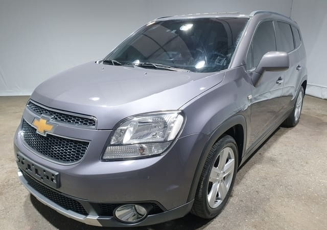 Шевроле Орландо в автотехцентре после замены маслосъемных колпачков