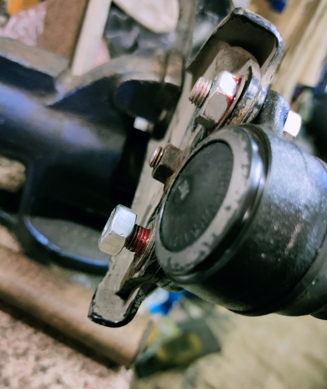 Замена шаровых опор Шевроле Каптива