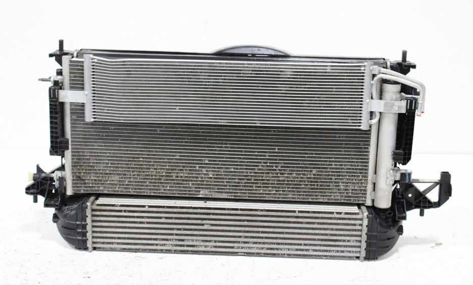 Все радиаторы сняты для чистки