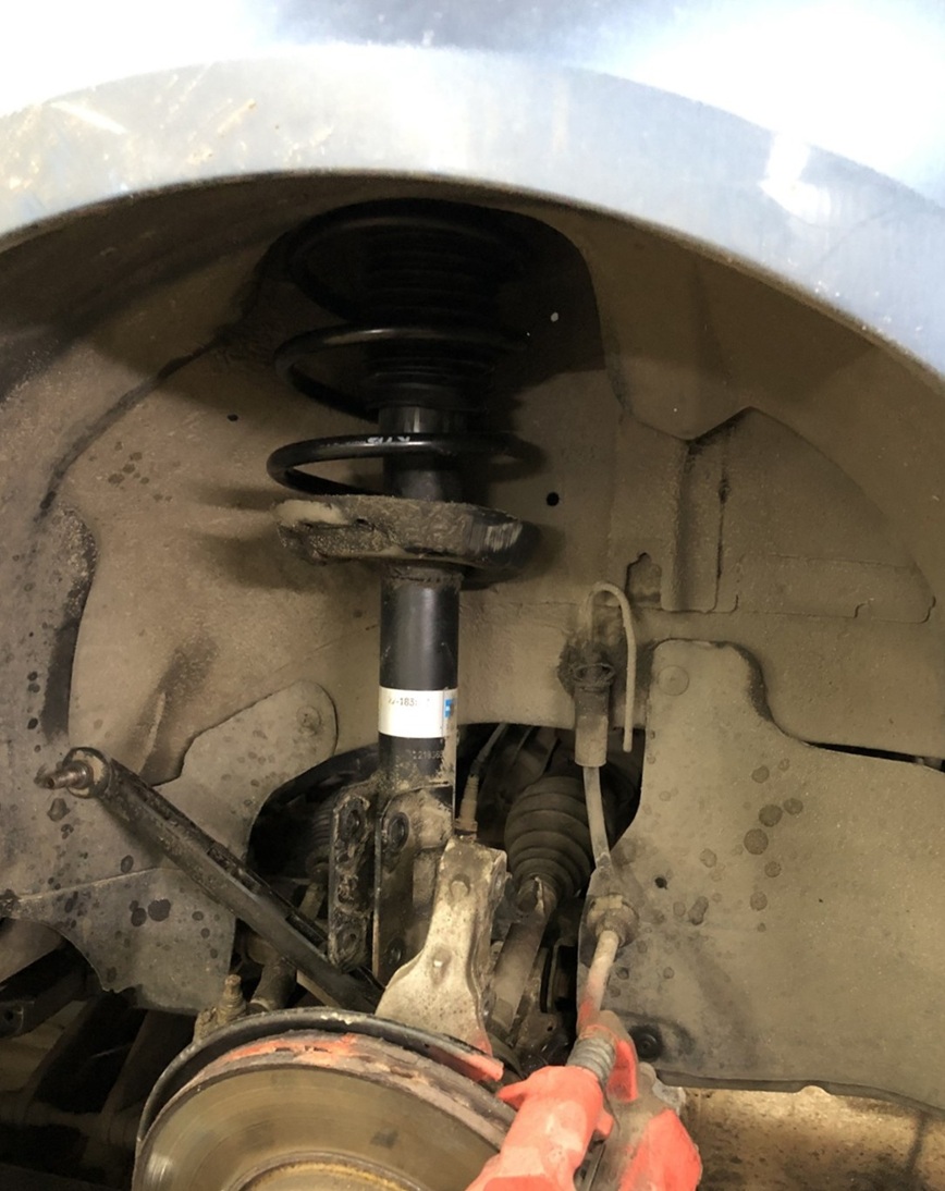 Замена передних пружин Шевроле Круз