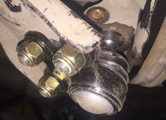 Замена шаровых опор Шевроле Кобальт