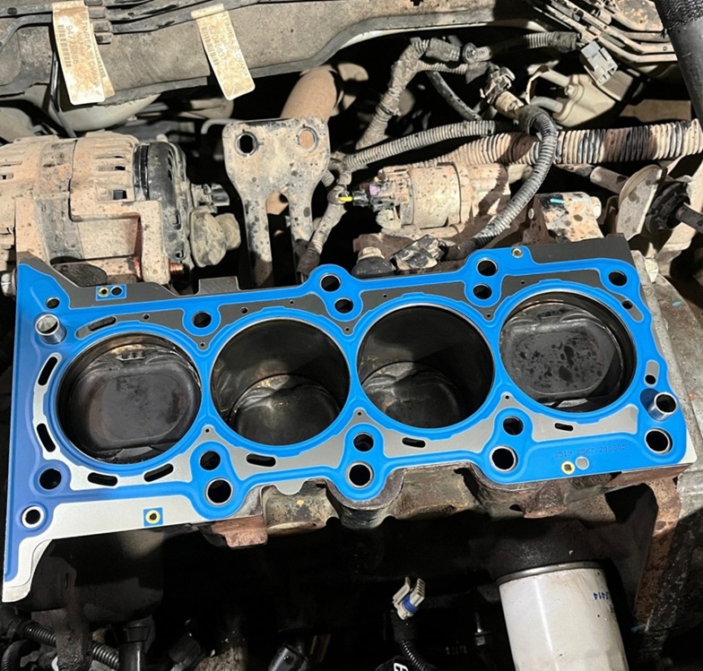 Замена прокладки ГБЦ Шевроле Кобальт