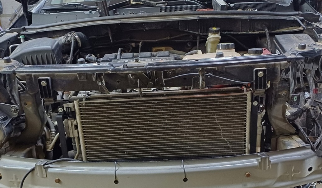 Замена радиатора Шевроле Кобальт