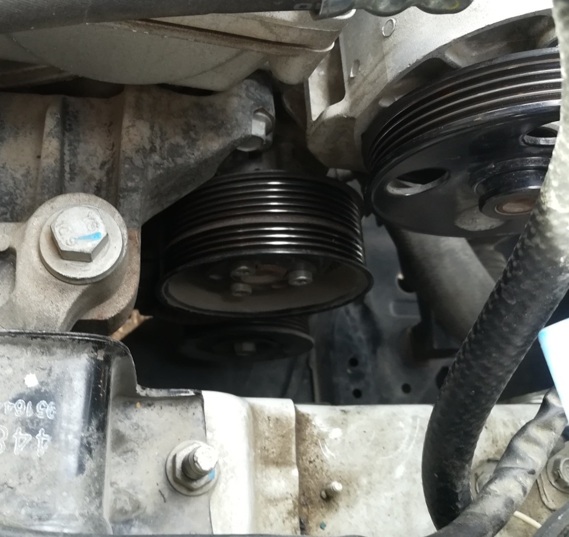 Замена ремня генератора Шевроле Кобальт