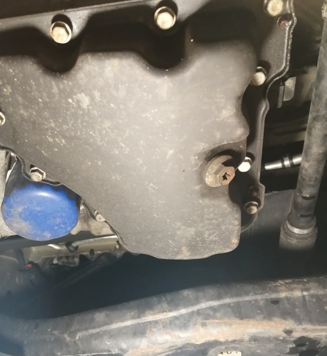 Замена масла в двигателе Шевроле Малибу