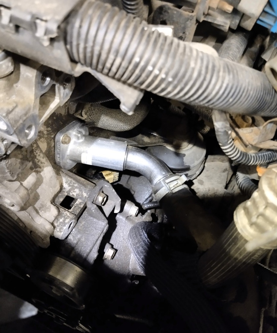 Замена термостата Шевроле Трейлблейзер