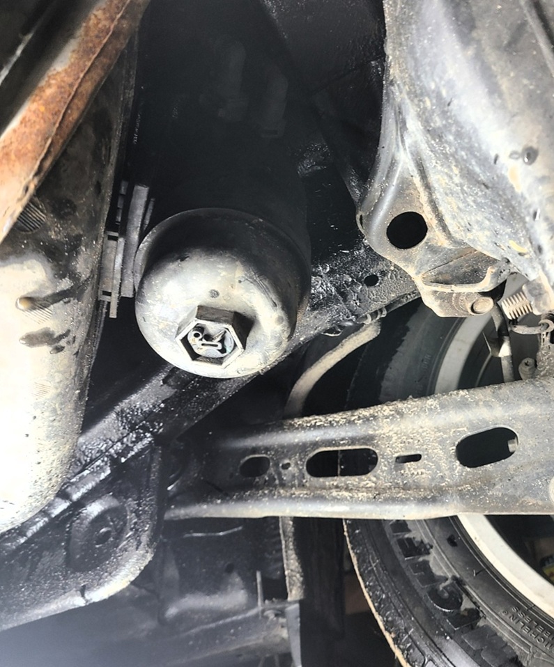 Замена топливного фильтра Шевроле Эквинокс