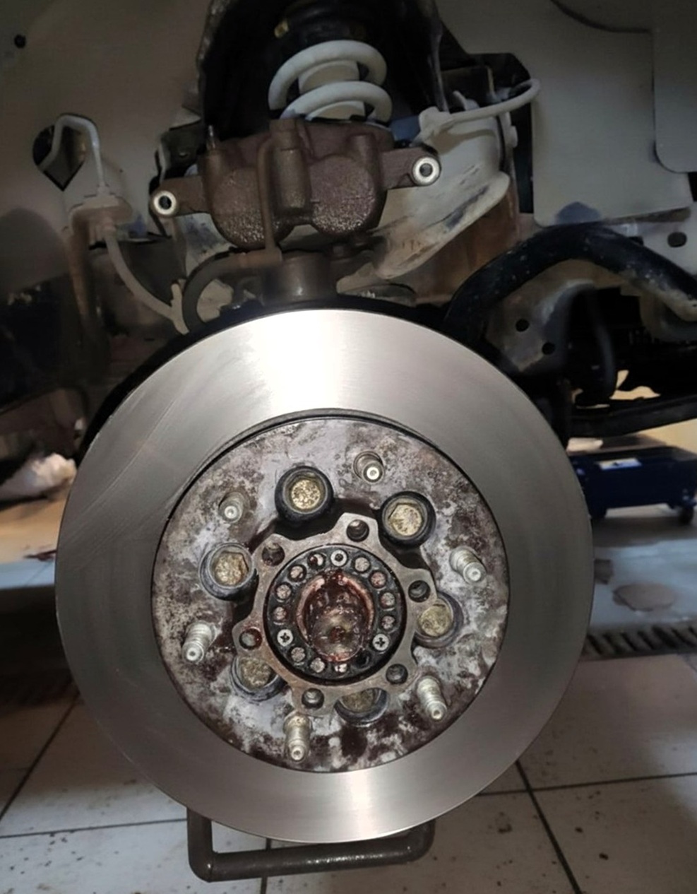 Замена тормозных дисков Шевроле Трейлблейзер