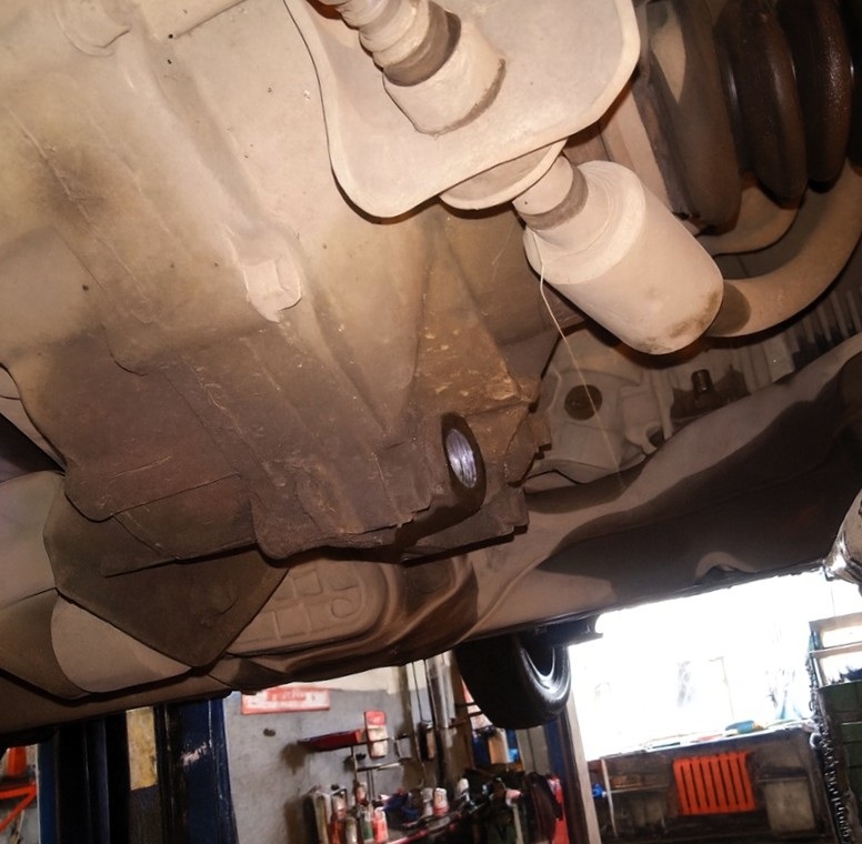 Замена масла МКПП Шевроле Спарк