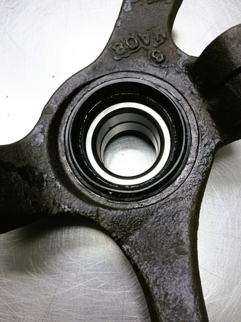 Замена ступичного подшипника Шевроле Спарк