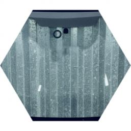 Новое ветровое стекло готово к монтажу