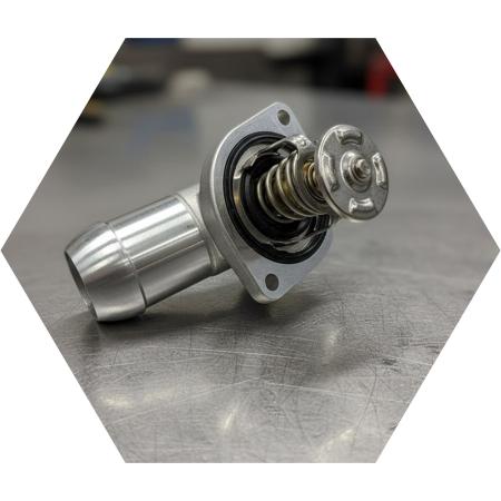 Новый термостат в сборе с корпусом готов к монтажу