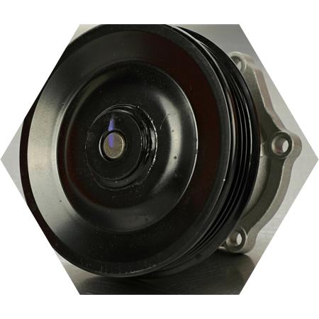 Новый водяной насос готов к установке