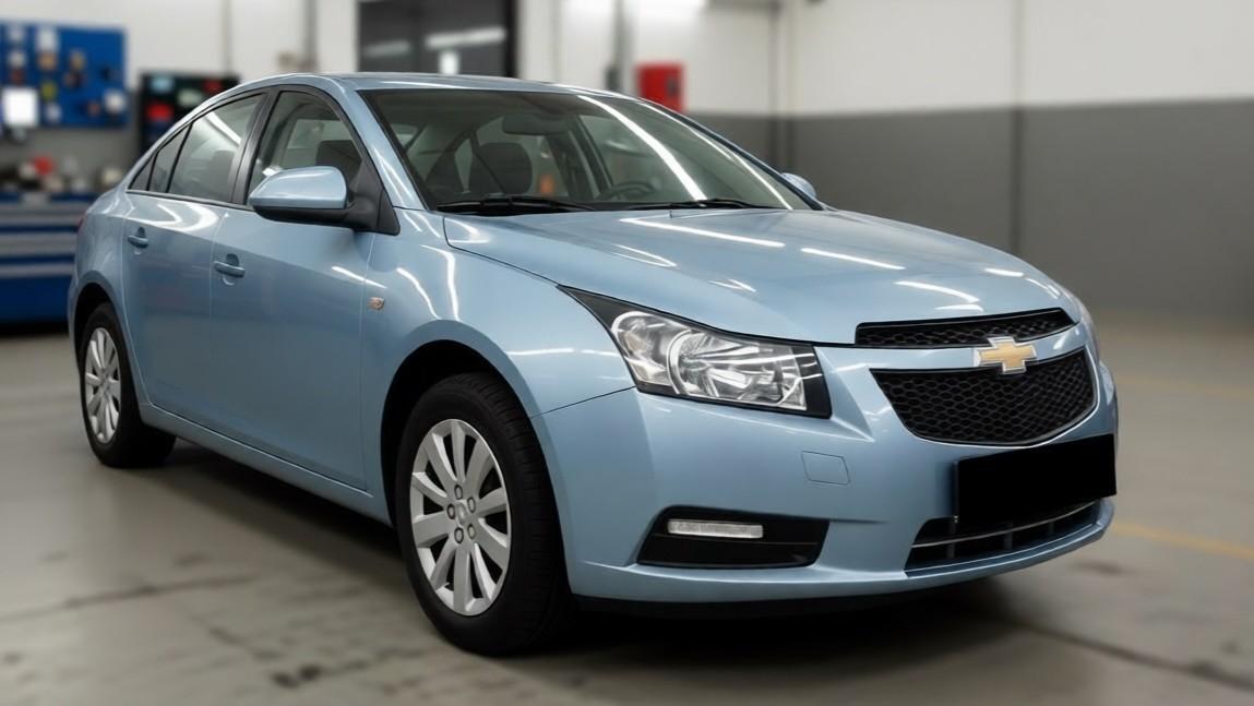 Chevrolet Cruze после технического обслуживания в автомастерской